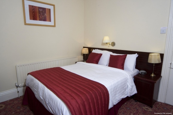 Angus Hotel & Almonds Restaurant (Carlisle)